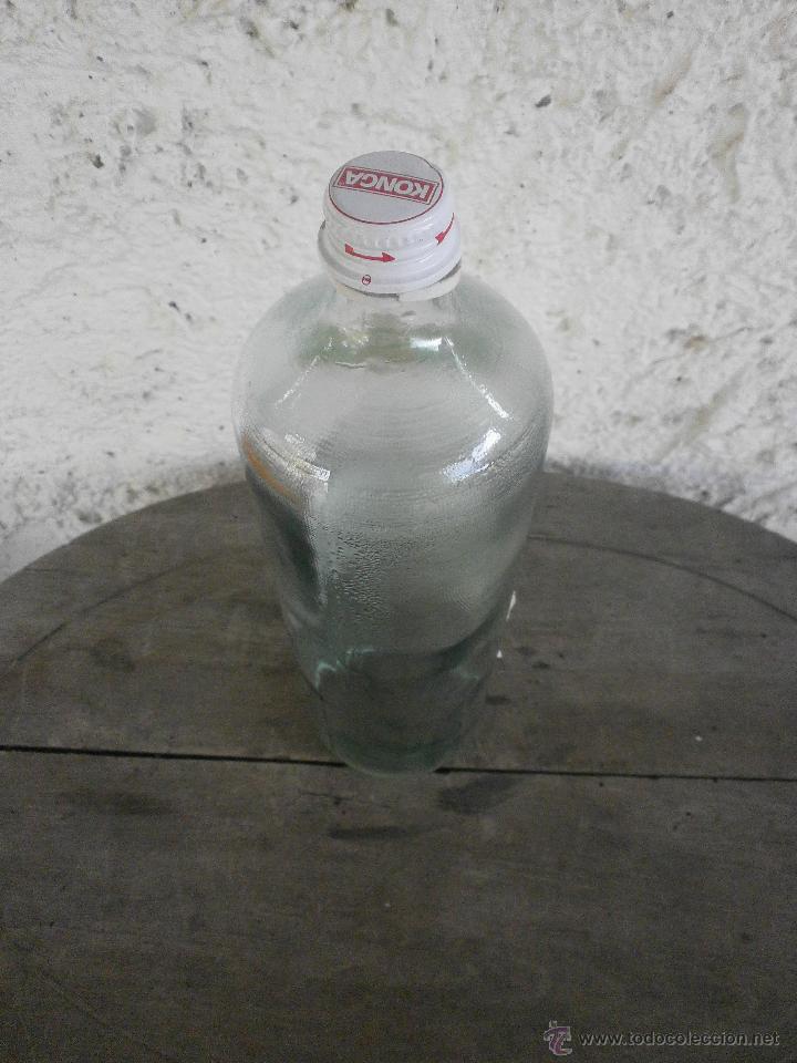 Botellas antiguas: BOTELLA LIMONADA KONGA ETIQUETAS DE PAPEL - Foto 3
