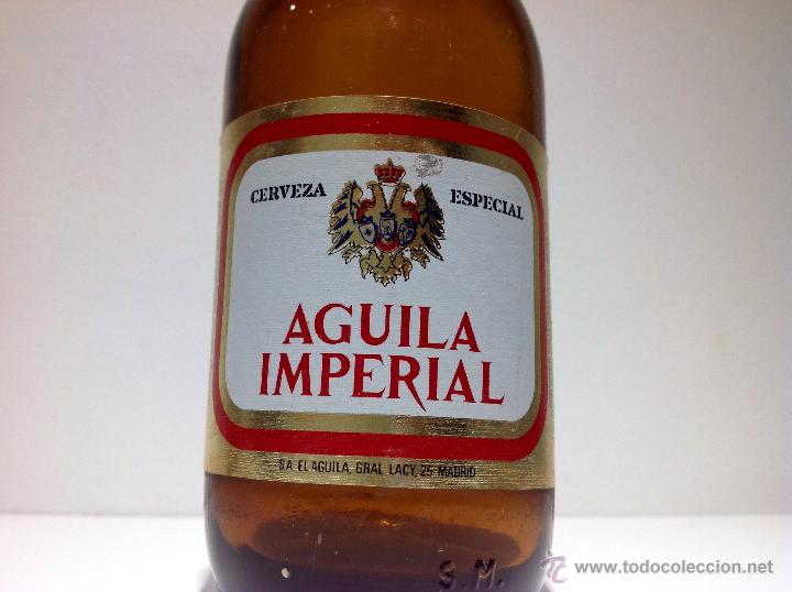 Botellas antiguas: ANTIGUA BOTELLA DE 200 CL, DE CERVEZA ÁGUILA IMPERIAL, CON ETIQUETA DE PAPEL - Foto 5 - 45447156