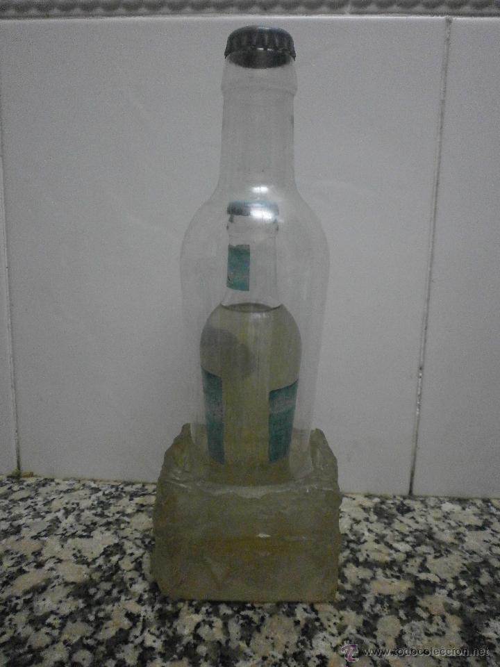 Botellas antiguas: BOTELLA EXPOSITOR AQUARIUS CUBITO DE HIELO - Foto 2