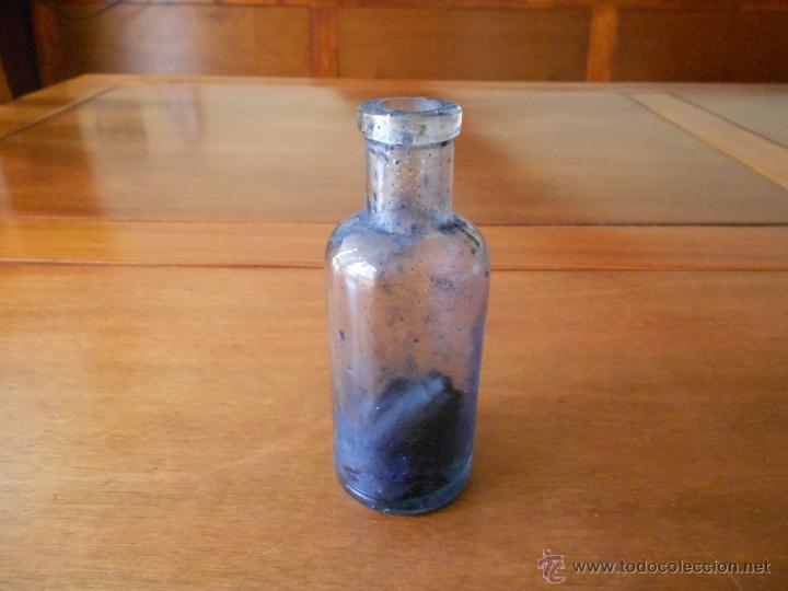 Botellas antiguas: ANTIGUA BOTELLITA DE LABORATORIO - Foto 3