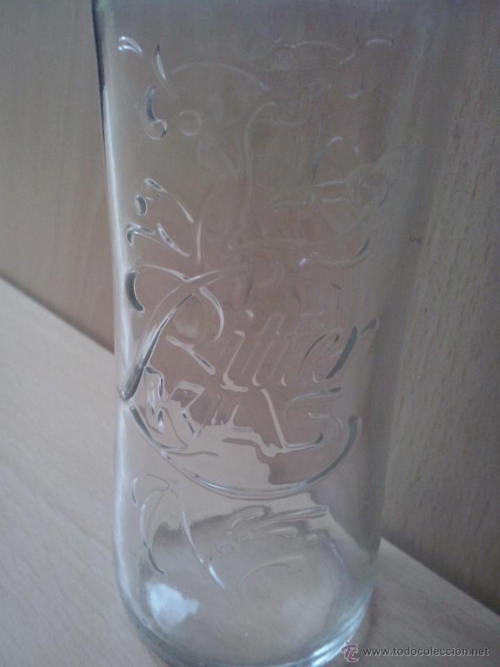 Botellas antiguas: botella bitter kas en relieve, botellin 20 cl - Foto 2