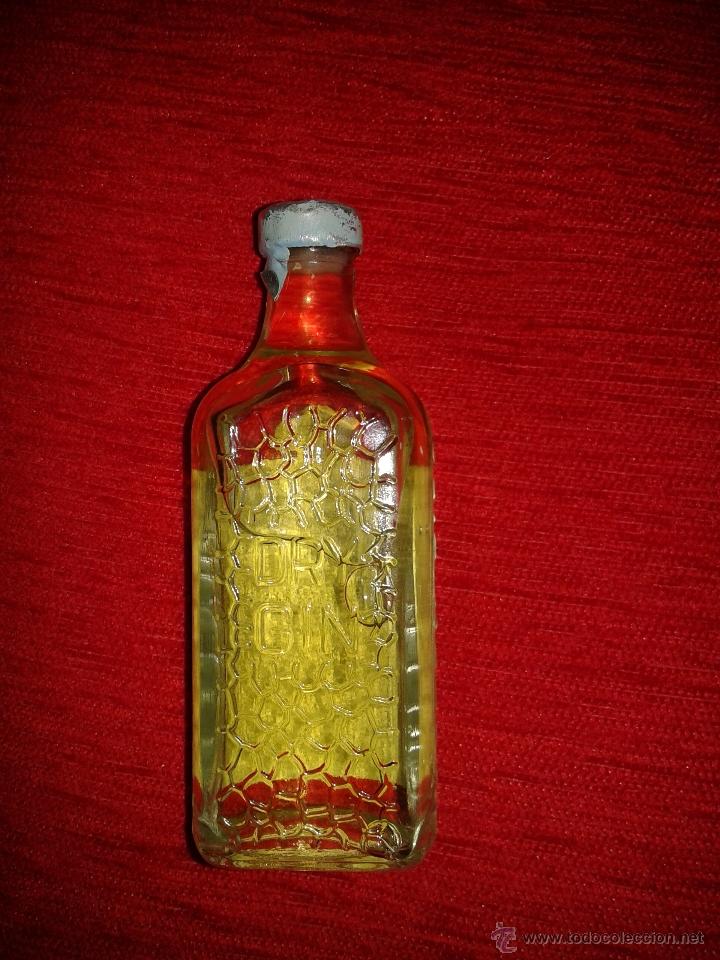 Botellas antiguas: BOTELLIN GREEN FISH LIMON GIN - Foto 2