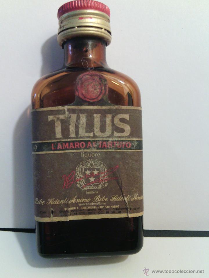Botellas antiguas: Miniatura de licor Tilus. - Foto 3