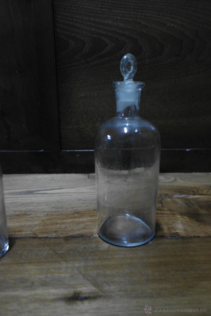 Botellas antiguas: botella de cristal de farmacia - Foto 1