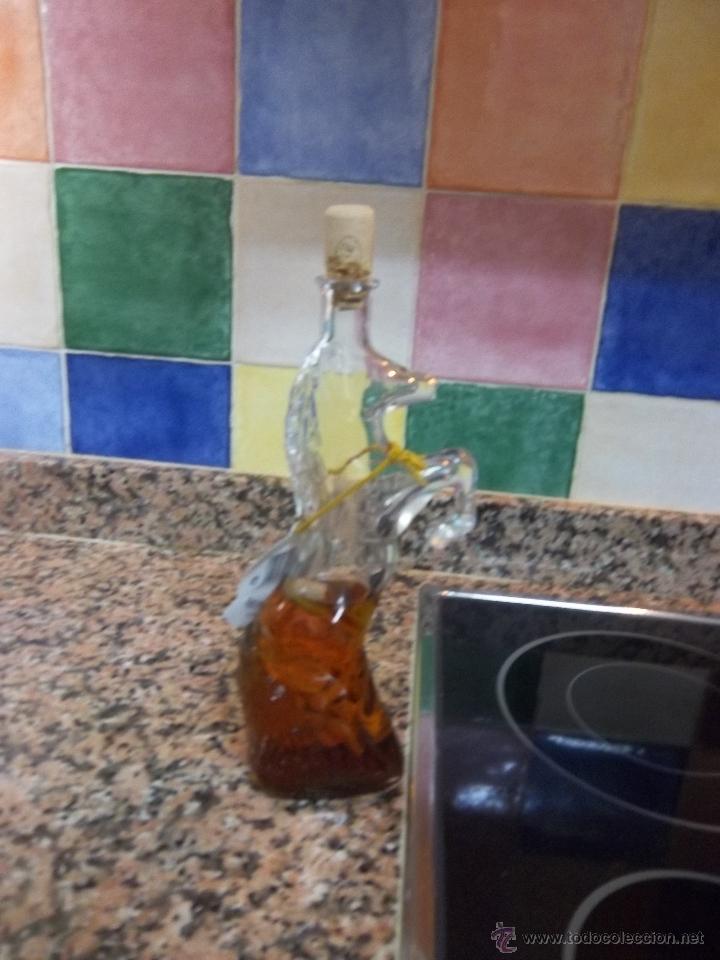 Botellas antiguas: BOTELLA PARA MISTELA - Foto 2
