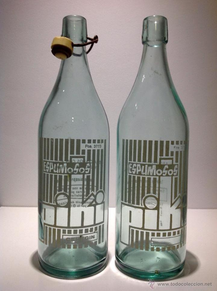 Botellas antiguas: ANTIGUA BOTELLA , BOTELLAS DE * ESPUMOSOS PIKI * CEHEGIN ( MURCIA) 2 MODELOS DIFERENTES