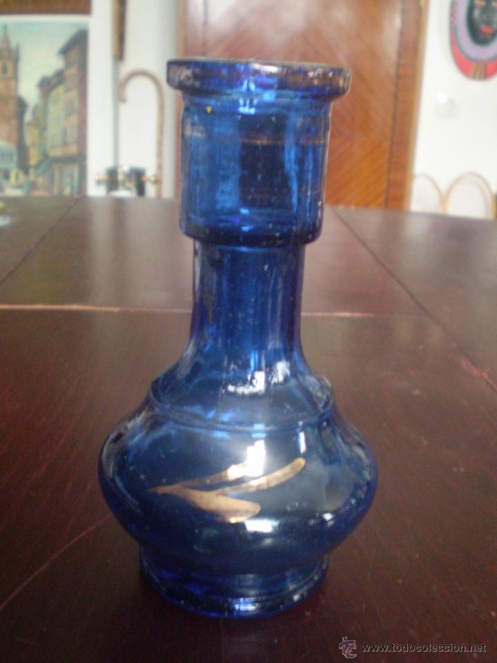 Botellas antiguas: BOTELLA AZUL - Foto 1