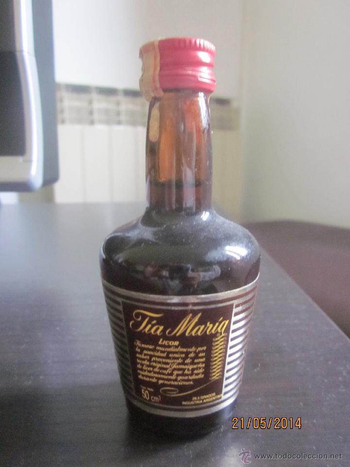 Botellas antiguas: Botell&iacute;n T&iacute;a Mar&iacute;a sin abrir - Foto 1