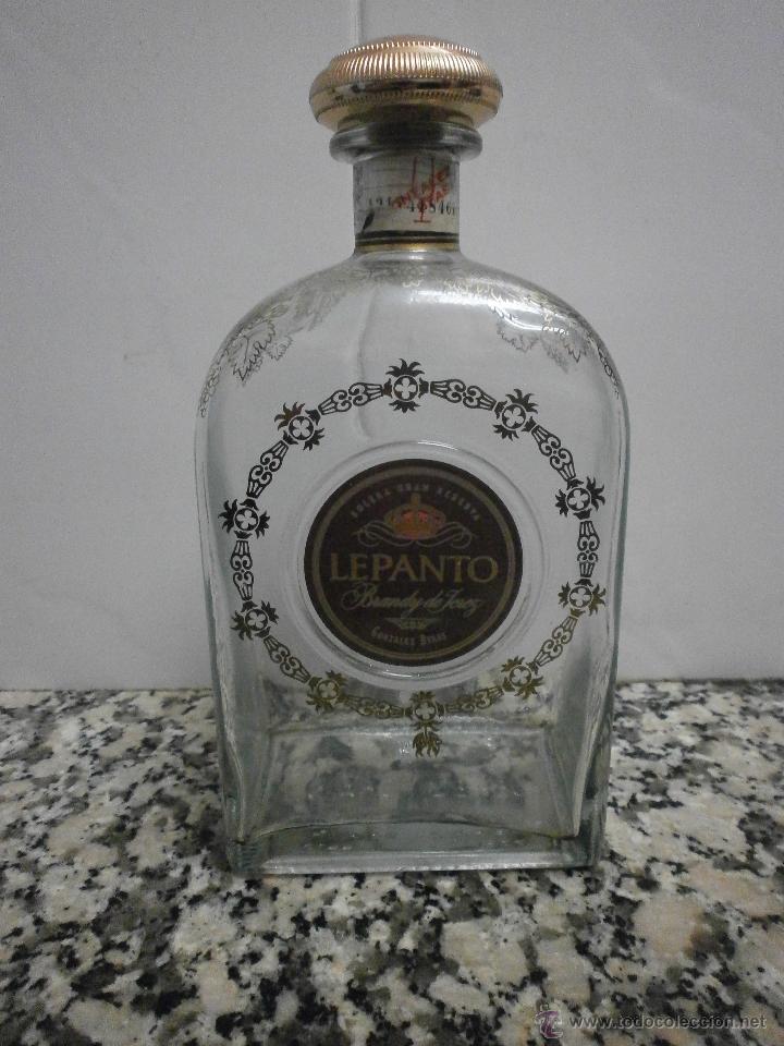 Botellas antiguas: BOTELLA BRANDY DE JEREZ LEPANTO - Foto 1