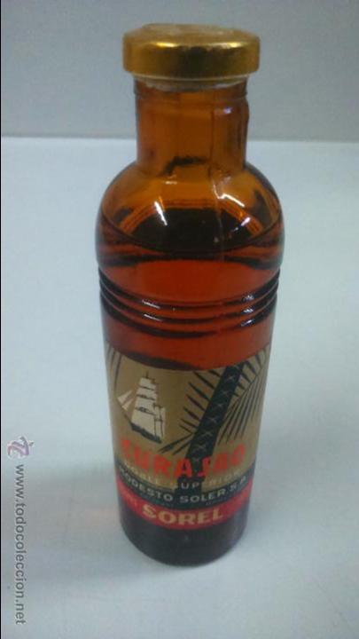 Botellas antiguas: BOTELLA PEQUE&Ntilde;A. CURASAO - Foto 1