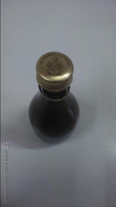Botellas antiguas: BOTELLA PEQUE&Ntilde;A. CREMA LICOR - Foto 2