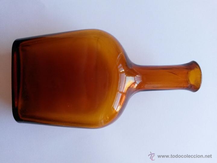 Botellas antiguas: Frasco, botella de 14 x7,5 x 4,5 cms - Foto 3