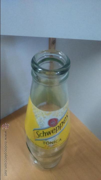 Botellas antiguas: GIGANTESCA BOTELLA SCHWEPPES TONICA - Foto 6