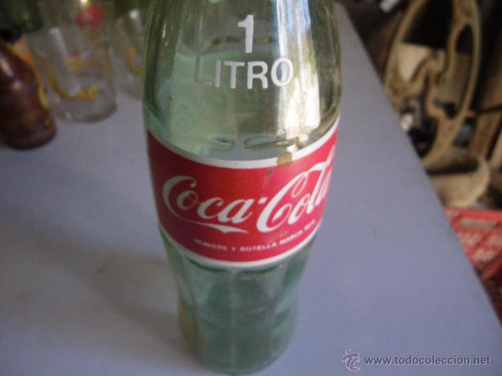 Botellas antiguas: BOTELLA DE COCA COLA LITRO  ,, VER - Foto 2