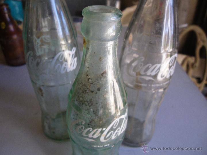 Botellas antiguas: LOTE DE 3 BOTELLAS DE COCA COLA - Foto 2