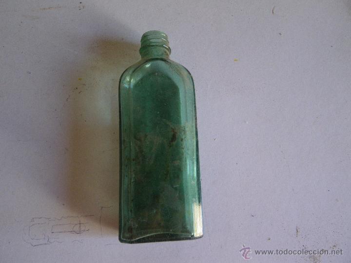 Botellas antiguas: BOTELLA  DE COLOR VERDE  ... VER - Foto 1