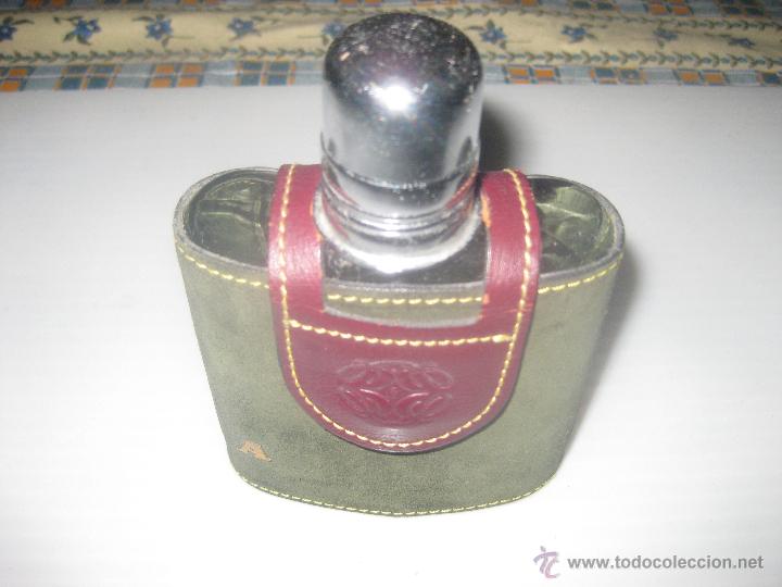 Botellas antiguas: Petaca de vidrio. - Foto 4