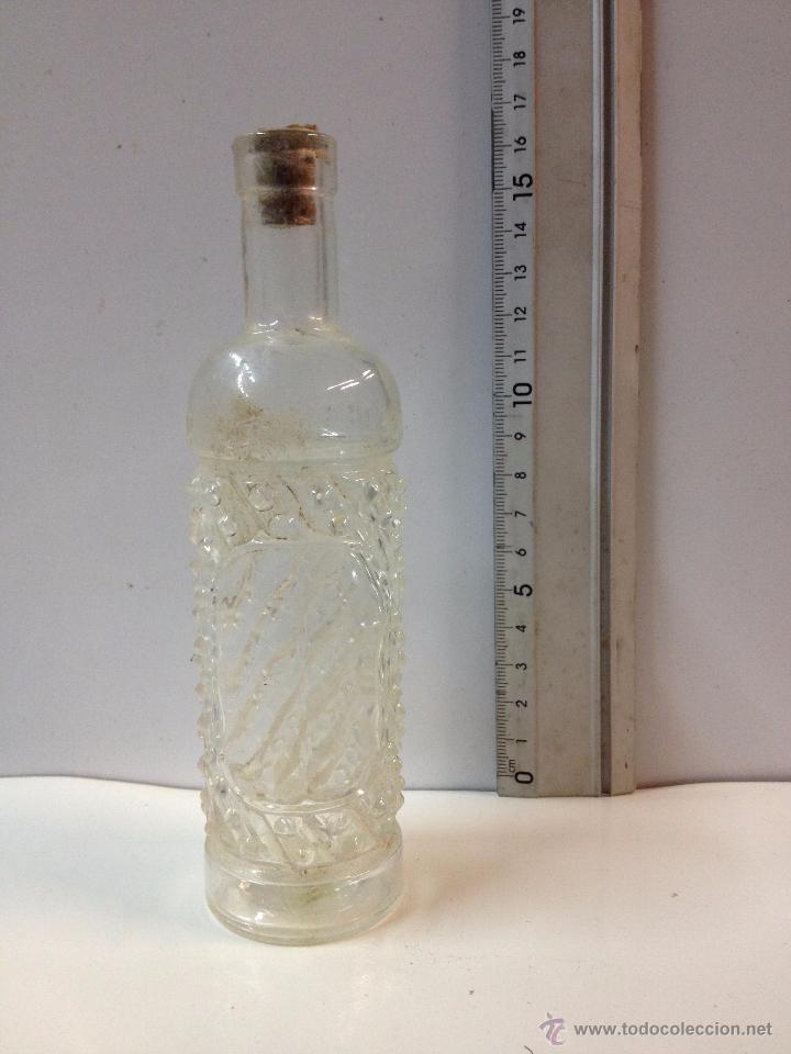 Botellas antiguas: PEQUE&Ntilde;A BOTELLA DE ANIS - Foto 1