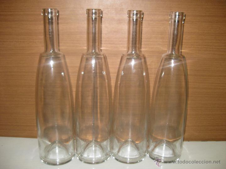 Botellas antiguas: 4 TRANSPARENTES 3/4L CUELLO LARGO - Foto 1