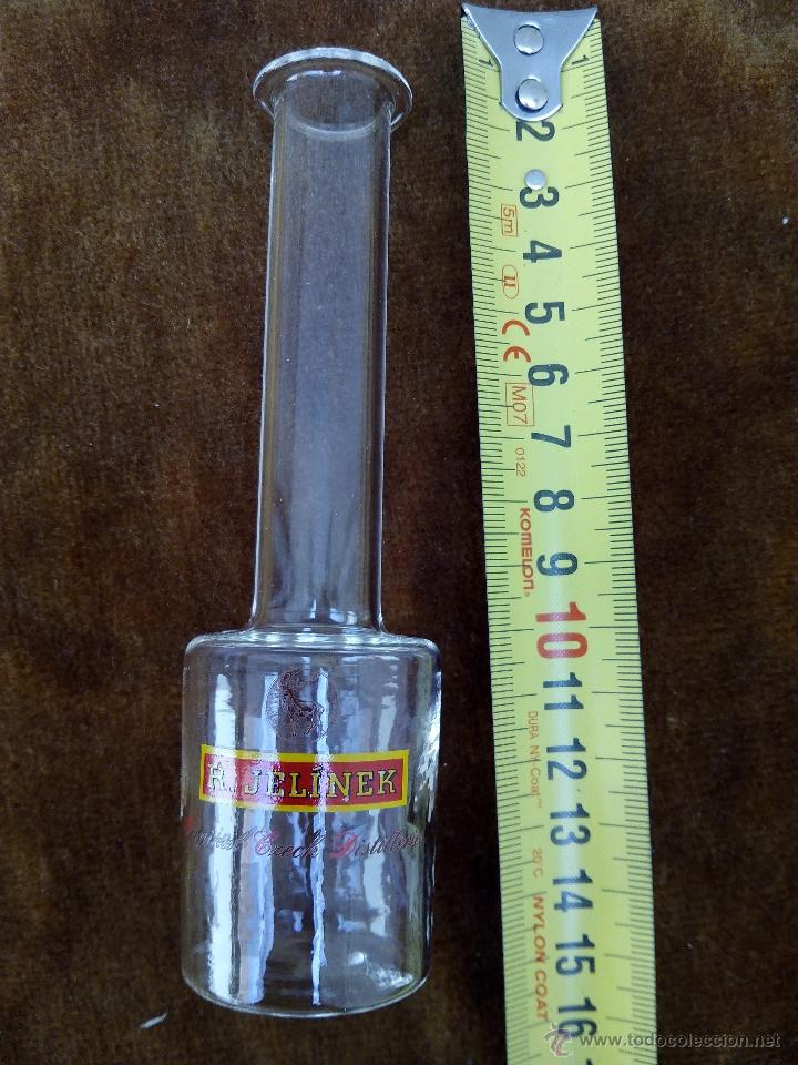 Botellas antiguas: Botella vac&iacute;a de licor Jelineck - Foto 1