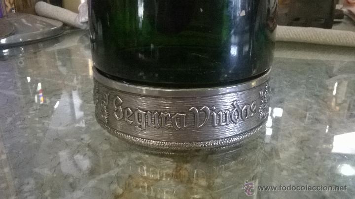 Botellas antiguas: Botella de cava Seguro Viuda. Vacia. - Foto 6