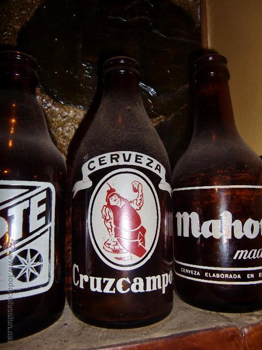 Botellas antiguas: Botella cerveza cruzcampo - Foto 1