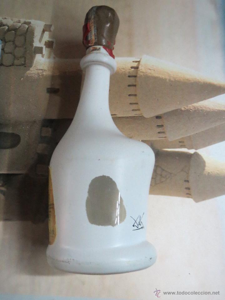 Botellas antiguas: BOTELLA DE OSBORNE DISE&Ntilde;O DALI. - Foto 2