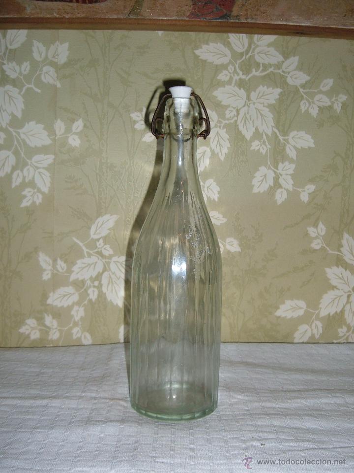 Botellas antiguas: Botella Antigua de Gaseosa - Foto 1