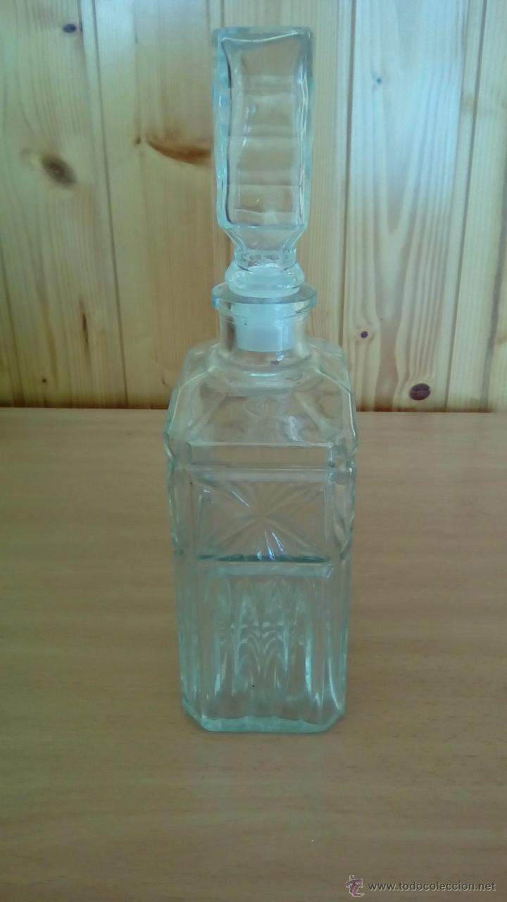 Botellas antiguas: LOTE DE LICORERAS Y CUBITERA - Foto 5