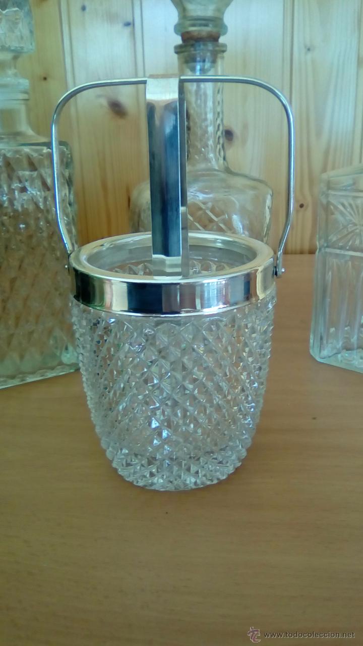 Botellas antiguas: LOTE DE LICORERAS Y CUBITERA - Foto 7