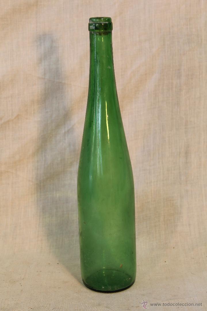 Botellas antiguas: BOTELLA DE CRISTAL VERDE SOPLADO - Foto 3