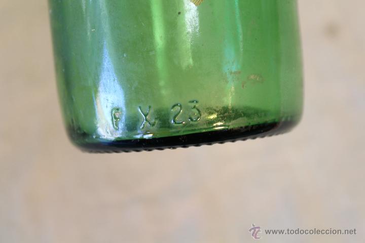 Botellas antiguas: BOTELLA DE CRISTAL VERDE SOPLADO - Foto 4