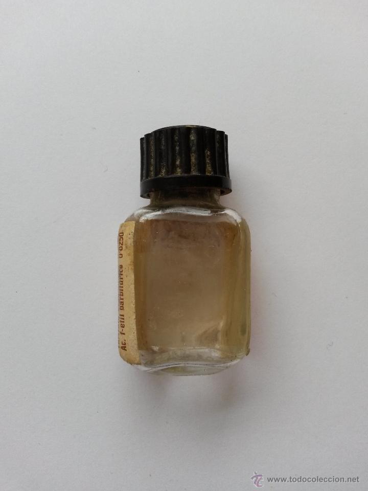 Botellas antiguas: Frasco de psicosedan de 4 x 2,5 x 1,8 cms - Foto 2