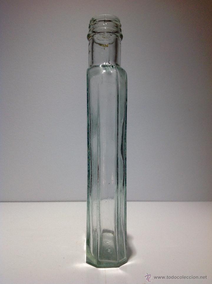Botellas antiguas: ANTIGUA BOTELLA DE * LABORATORIOS ROBERT * LETRAS EN RELIEVE - Foto 3
