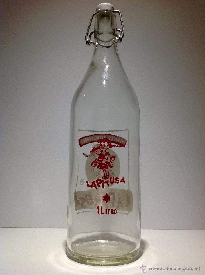 Botellas antiguas: ANTIGUA BOTELLA DE * LA PITUSA * PITUSA EN ROJO - Foto 3