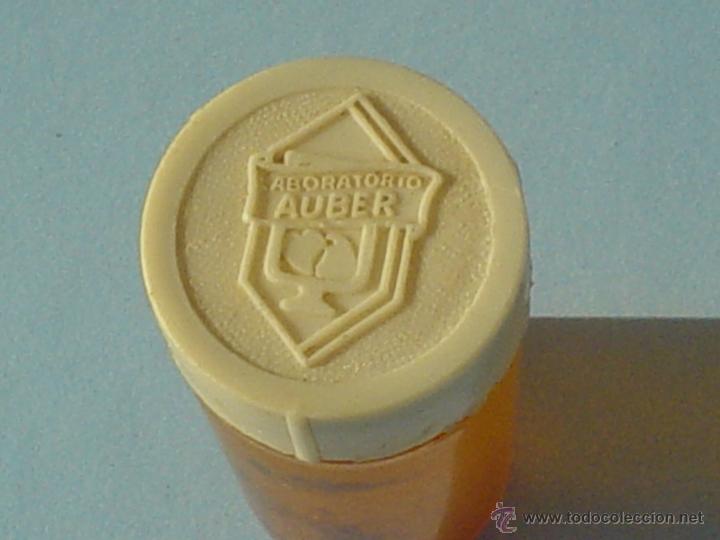 Botellas antiguas: FRASCO MEDICAMENTO LABORATORIOS AUBER - Foto 2