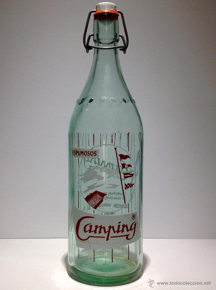 Bouteilles anciennes: ANTIGUA BOTELLA DE GASEOSA, ESPUMOSOS CAMPING