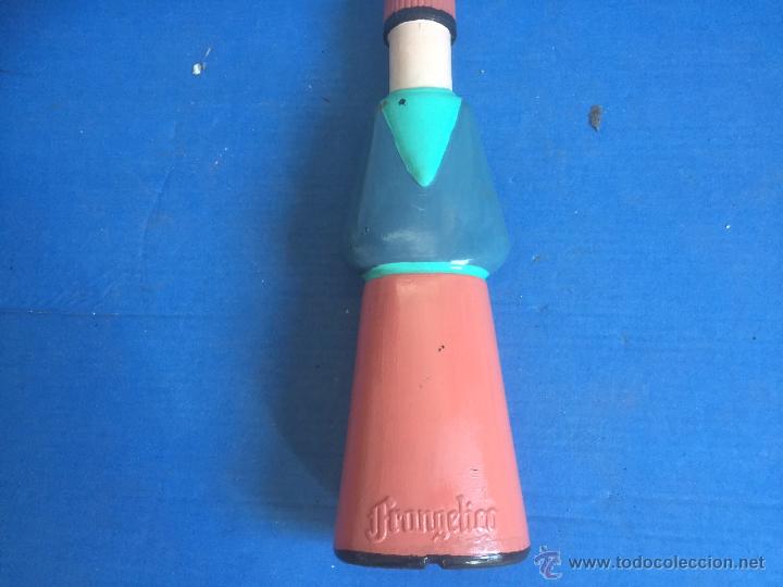 Botellas antiguas: BOTELLA DECORADA PINTADA A MANO - Foto 1