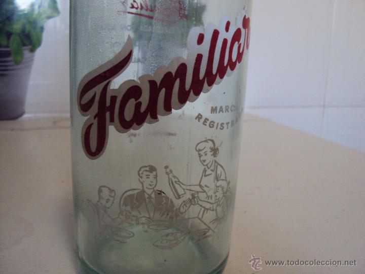 Botellas antiguas: GASEOSA FAMILIAR - Foto 1