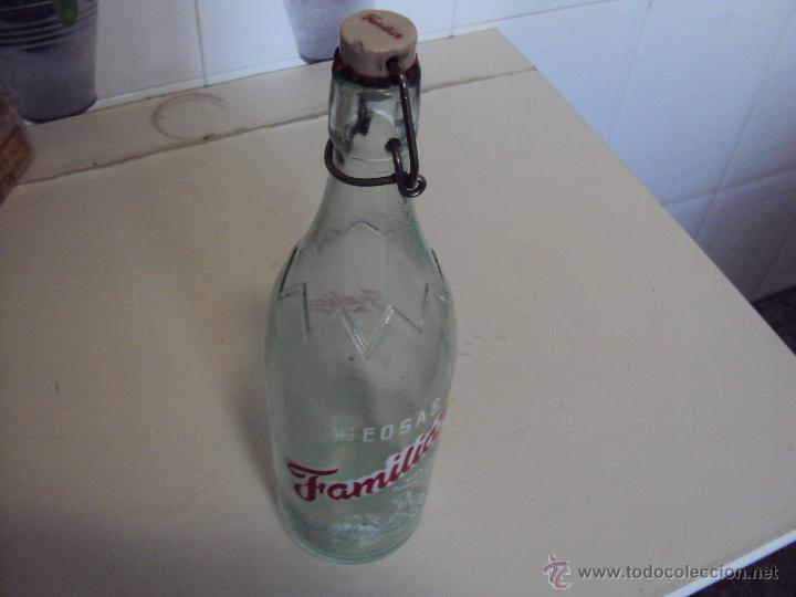 Botellas antiguas: GASEOSA FAMILIAR - Foto 2