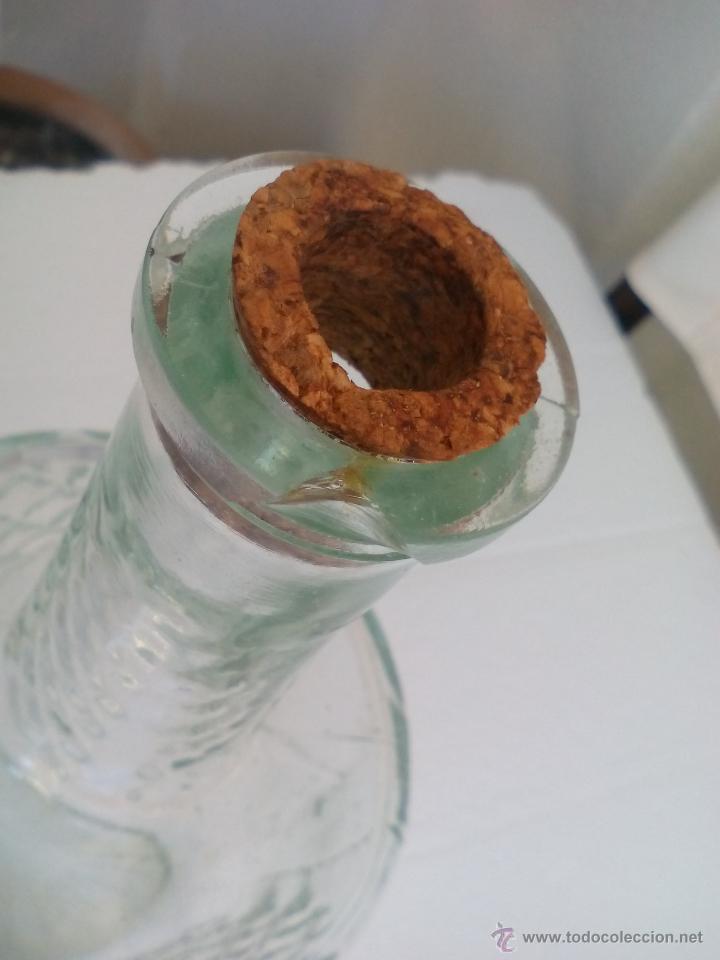 Botellas antiguas: Botella de cristal, . Decantador - Foto 5