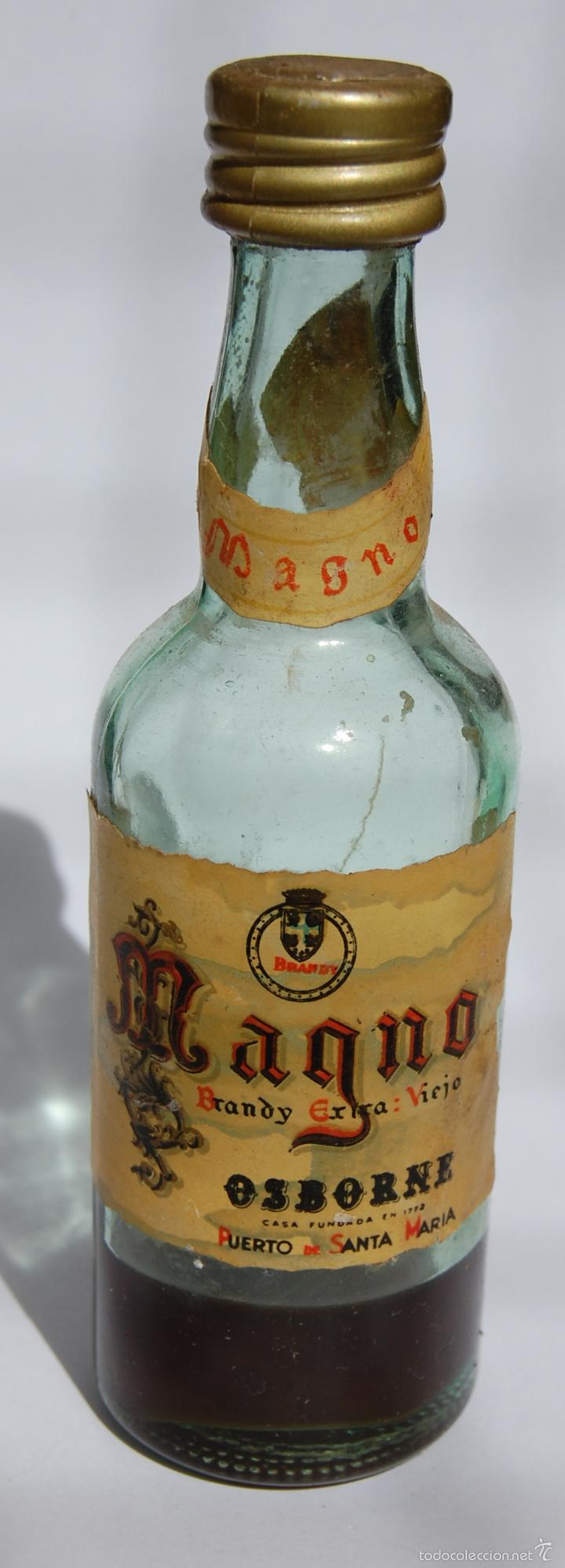 Botellas antiguas: BOTELLA BOTELLIN MAGNO DE OSBORNE - Foto 1