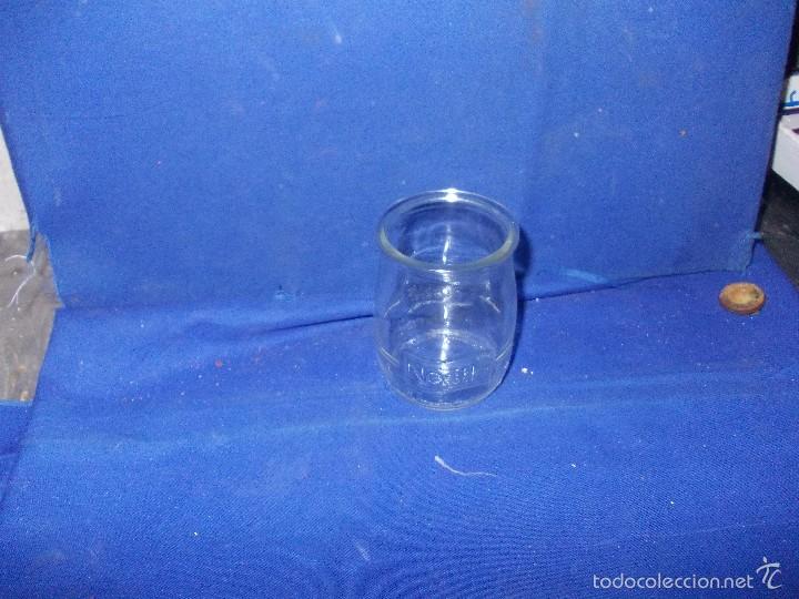 Botellas antiguas: bote de neslet - Foto 1