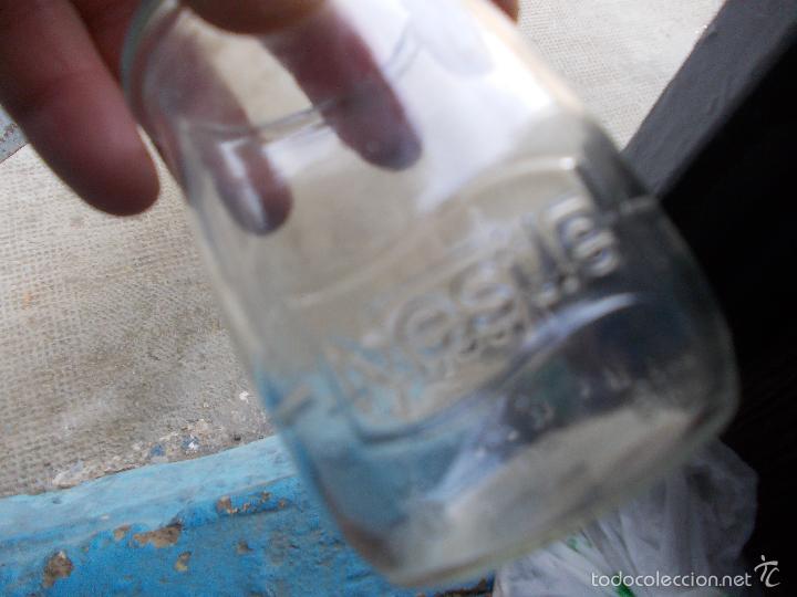 Botellas antiguas: bote de neslet - Foto 3
