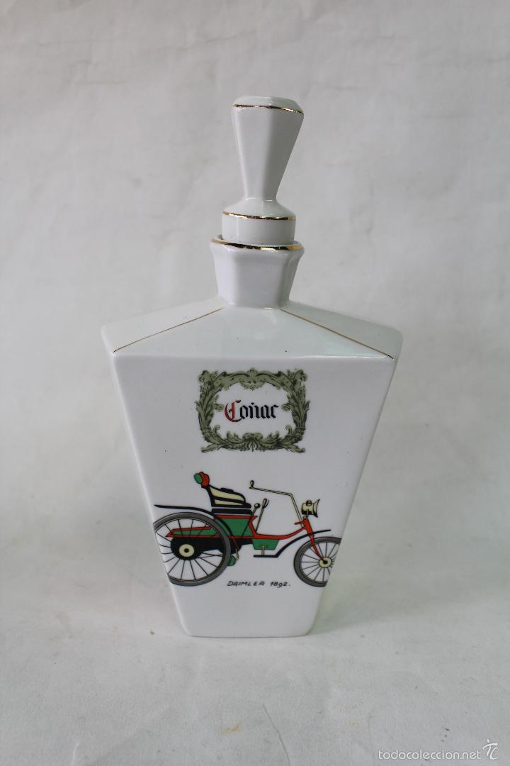 Botellas antiguas: botella co&ntilde;ac en porcelana - Foto 1