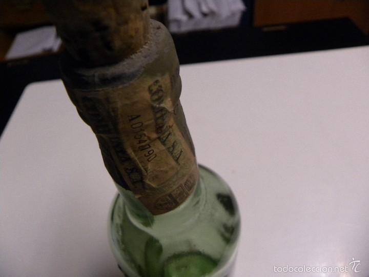 Botellas antiguas: ANTIGUA BOTELLA  BRANDY VETERANO - Foto 3