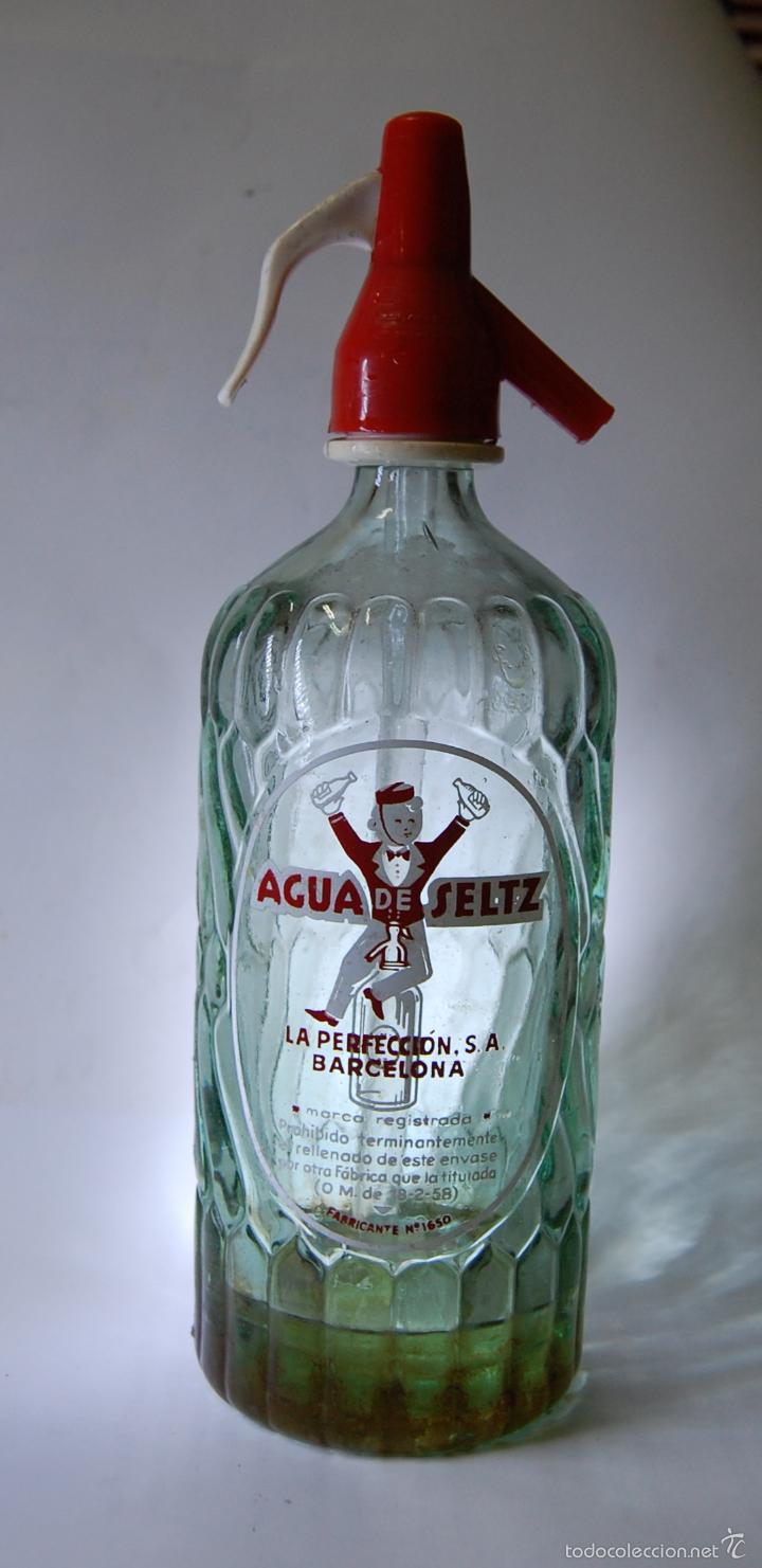 Botellas antiguas: SIF&Oacute;N LA PERFECCI&Oacute;N SA DE BARCELONA - Foto 1