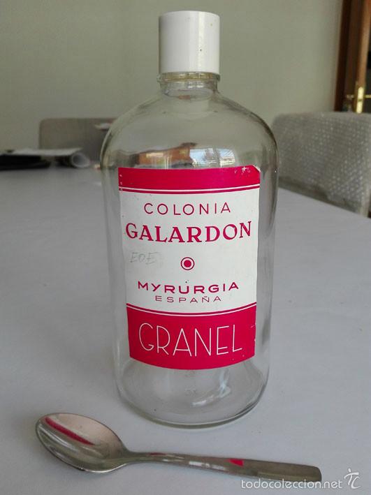 Botellas antiguas: Frasco vac&iacute;o colonia Galard&oacute;n - Foto 1