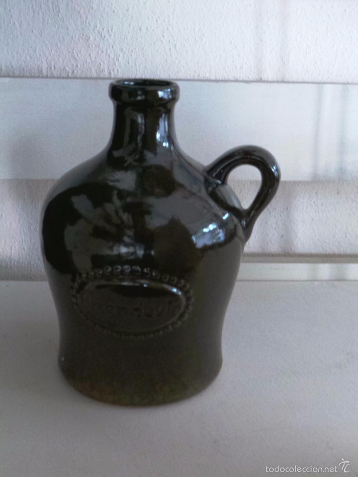 Botellas antiguas: BOTELLA BRANDEVIR VIDRIADA TIPO GARRAFA CON ASA - Foto 8