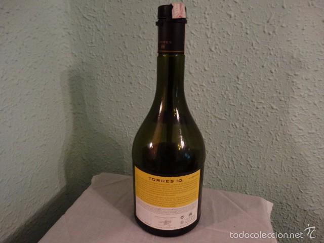 Botellas antiguas: Botell&oacute;n vac&iacute;o TORRES 10 Gran Reserva - Foto 3